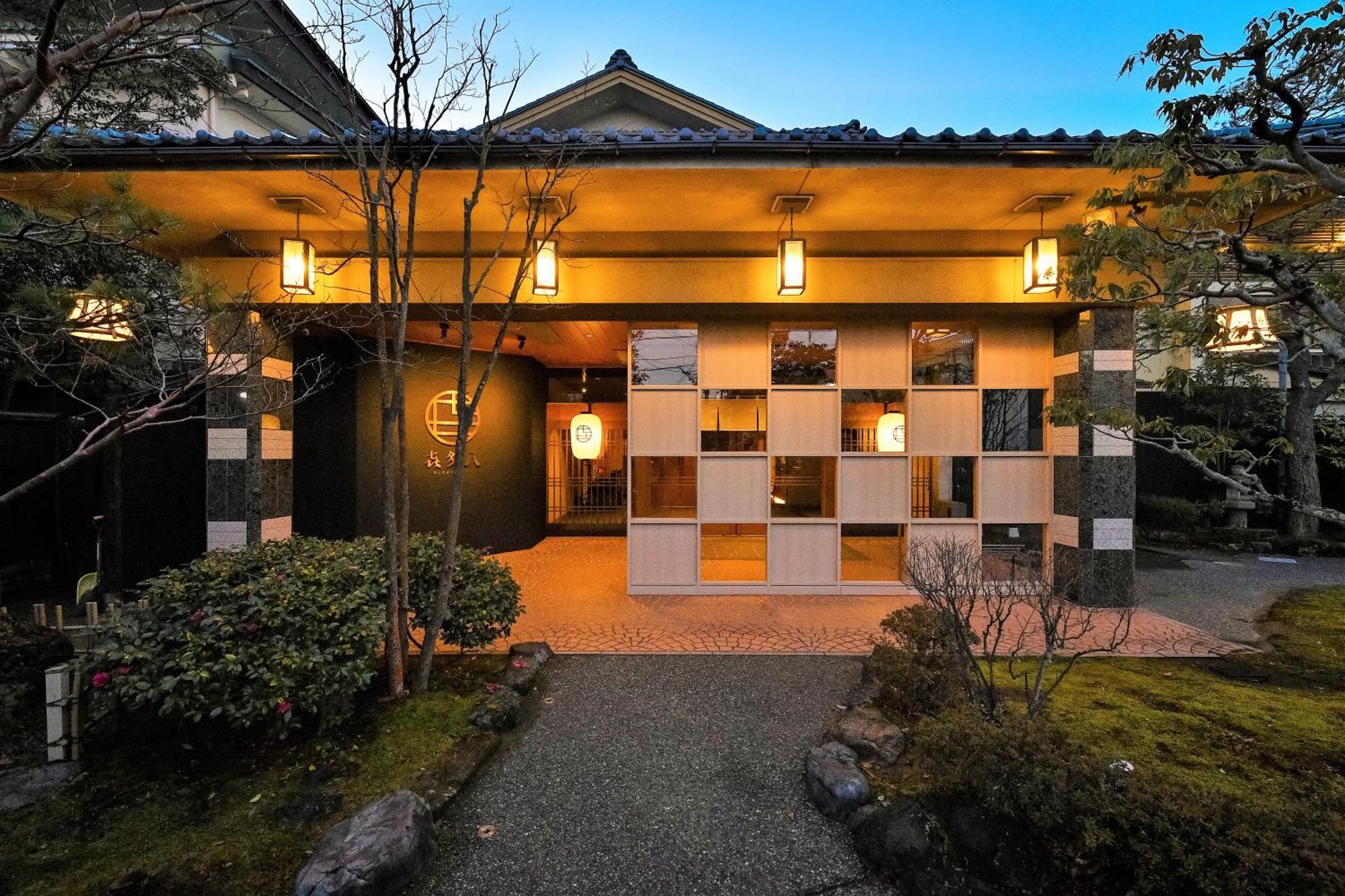 Awazuonsen Kitahachi Hotel Komatsu  Exterior photo